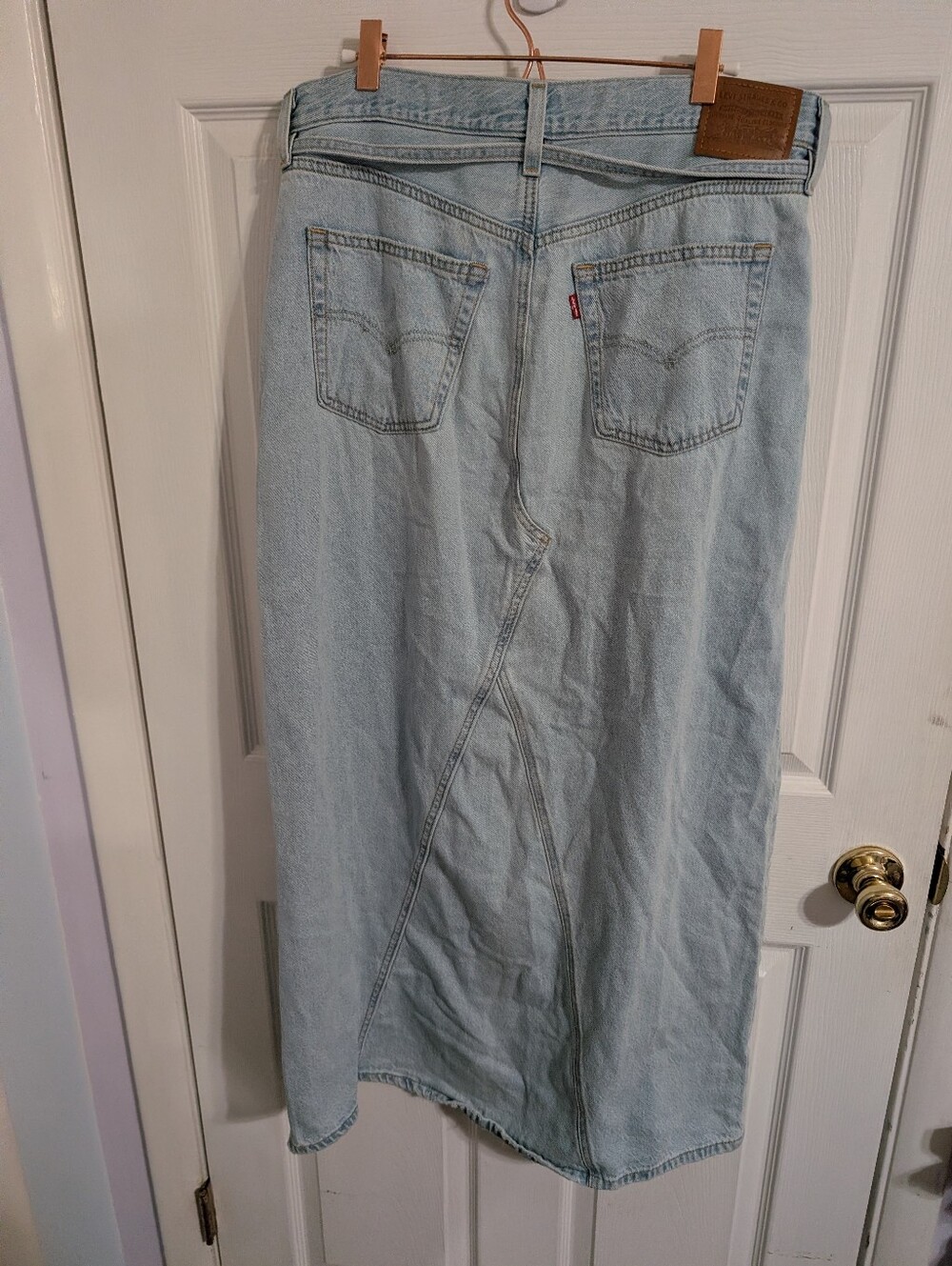Levis Womens Skirt Iconic Long Denim Maxi Blue Jean Button Fly Size 31 - Picture 2 of 8